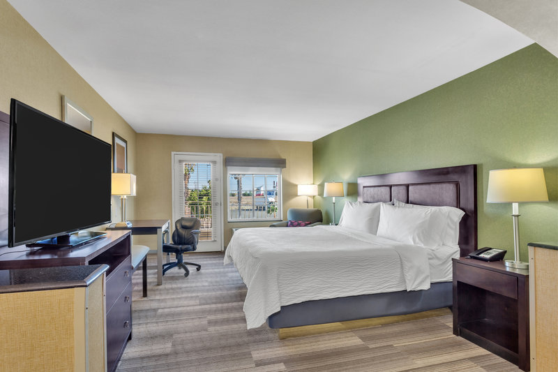 HOLIDAY INN EXP STES EL CENTRO