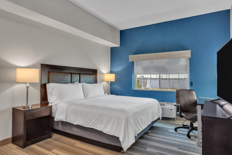 HOLIDAY INN EXP STES EL CENTRO