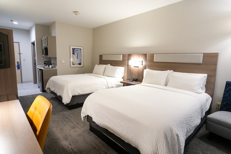 HOLIDAY INN EXP STES CEDAR HIL