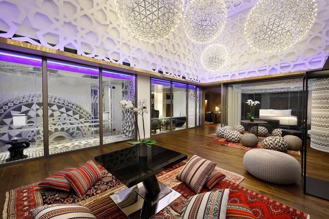 King E-WOW Suite
