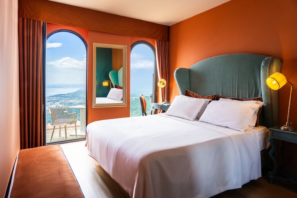 Guest photo