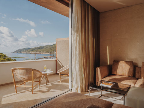 Cloud 9 Suite Sea View - Living Area