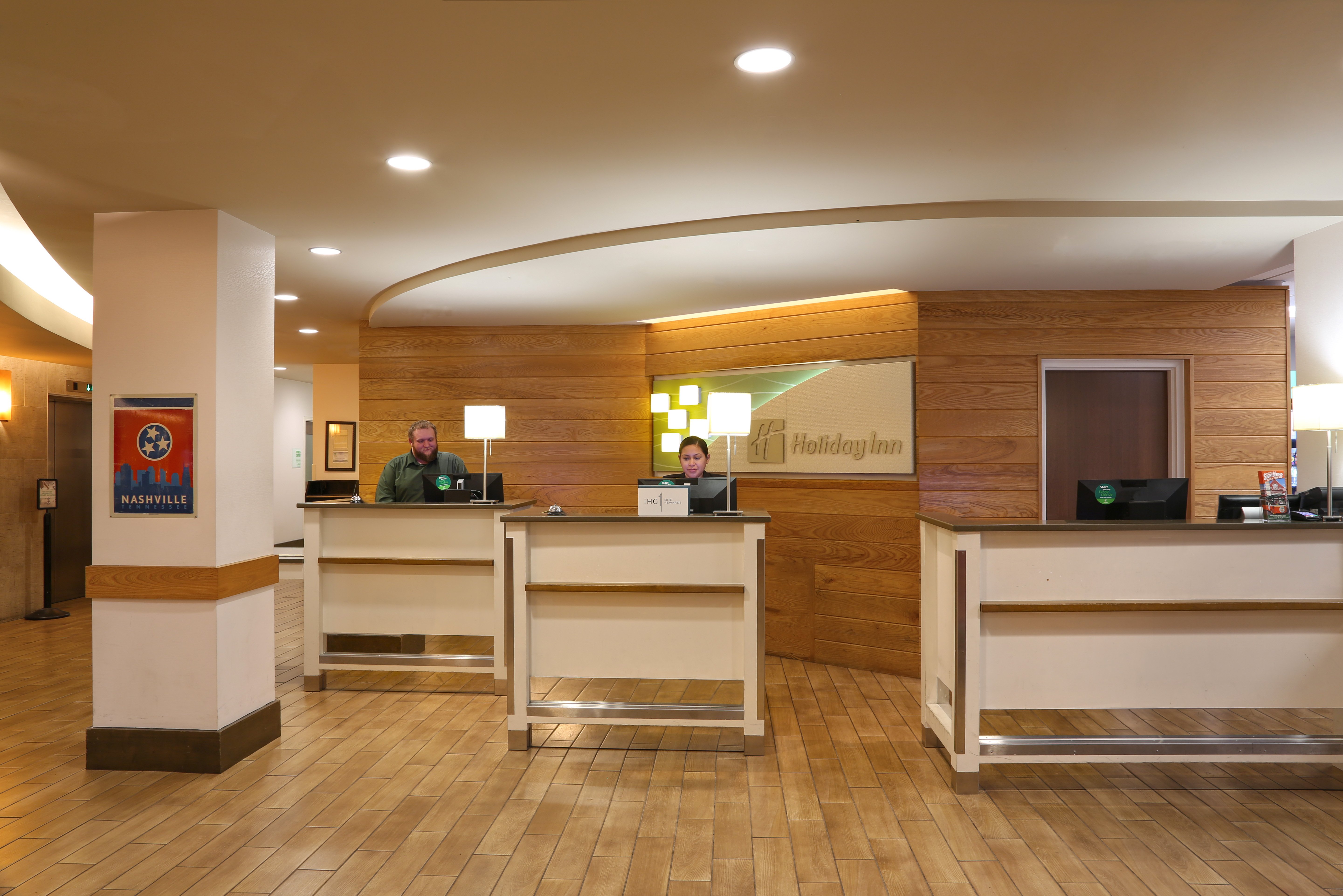 Holiday Inn Vanderbilt Downtown