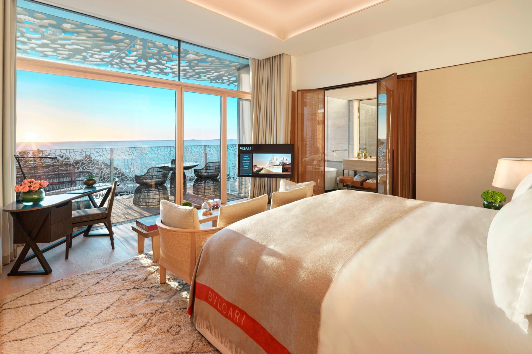 Bulgari Resort Dubai Room Type - Deluxe King Guest Room with Beach View with Balcony Bulgari Resort Dubai Room Type - Deluxe King Guest Room with Beach View with Balcony