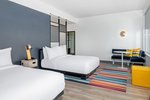 Aloft, Guest room, 2 Queen
