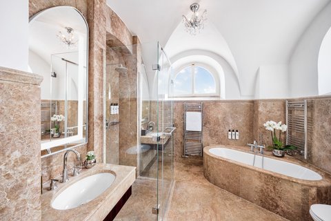 Prague Presidential Suite Bathroom