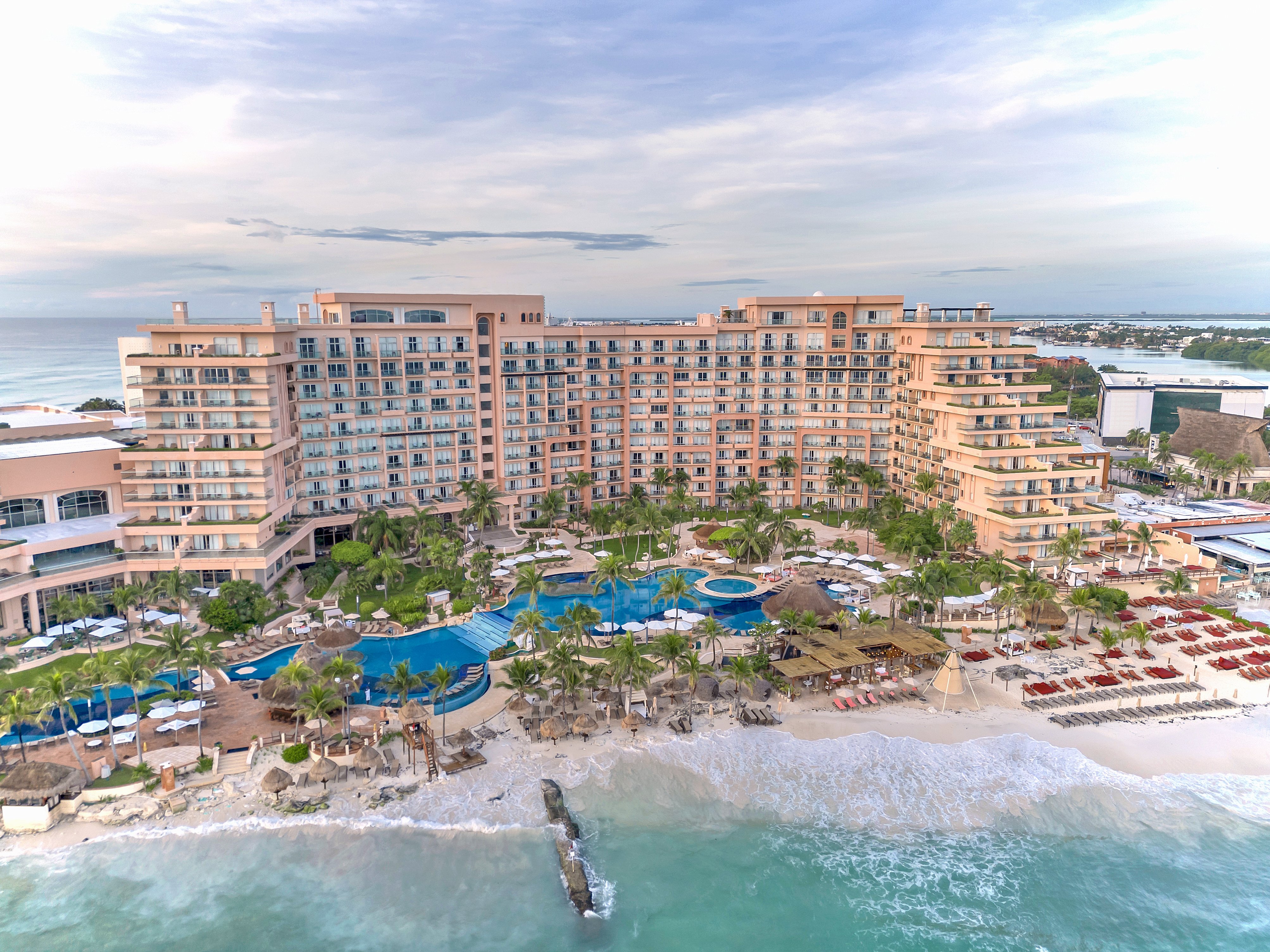 Grand Fiesta Americana Coral Beach