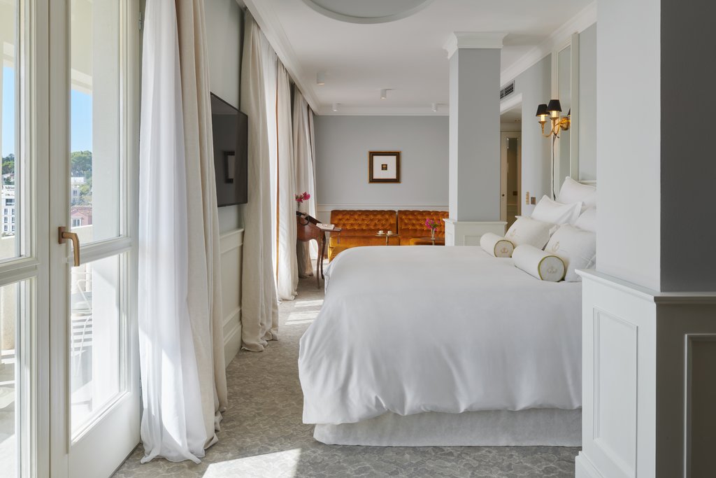 Guest photo