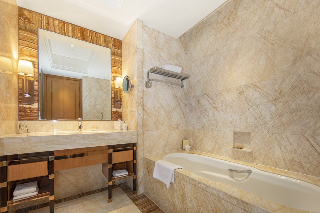 InterContinental Hotels CHANGZHOU, an IHG hotel