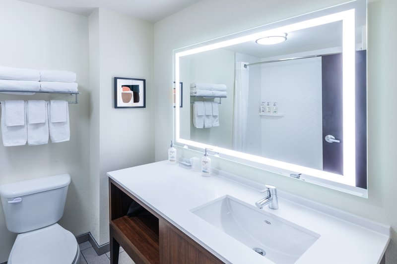 HOLIDAY INN TULSA SOUTH