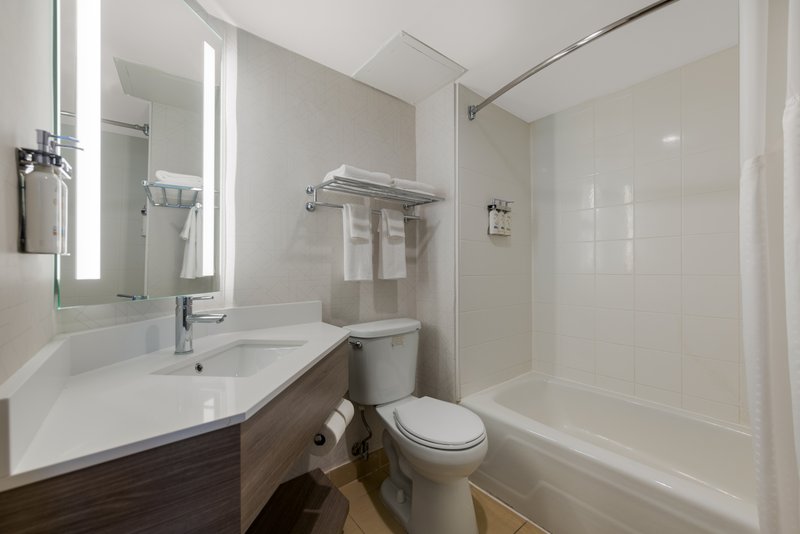Holiday Inn Express HAMPTON – COLISEUM CENTRAL