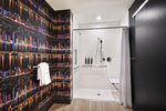 Savvy, Larger Guest room, 1 King