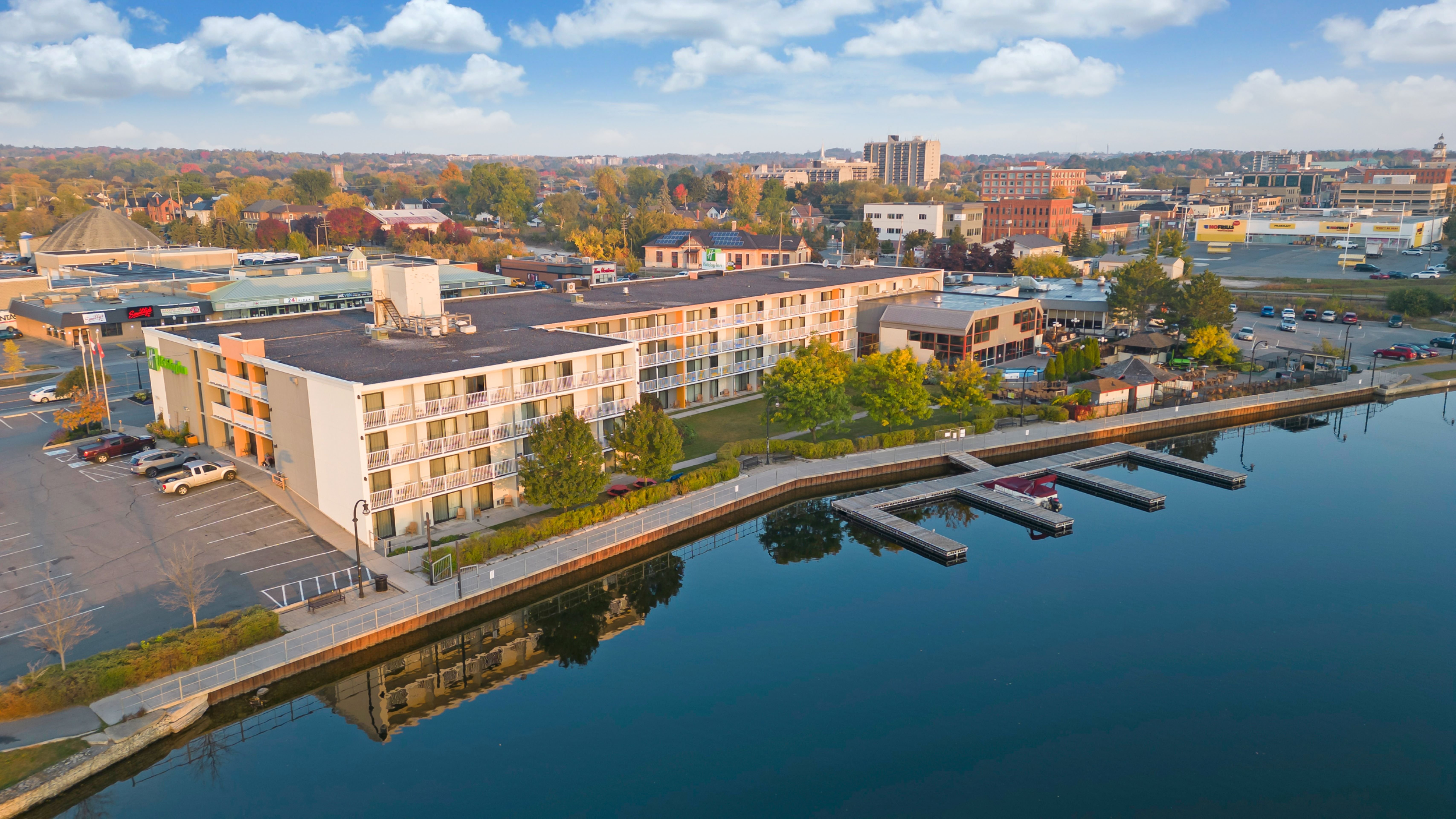 Holiday Inn Peterborough Waterfront