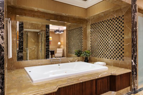 Grand Presidential Suite