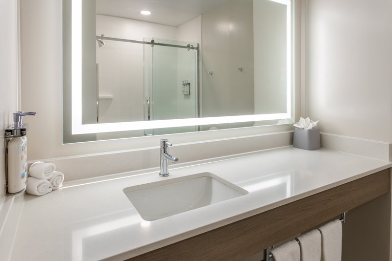 Holiday Inn Express & Suites Vineland