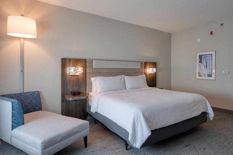 HOLIDAY INN EXP STES GREENWOOD