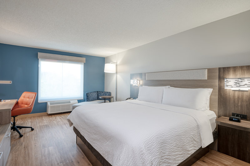 HOLIDAY INN EX SUITES COLUMBIA