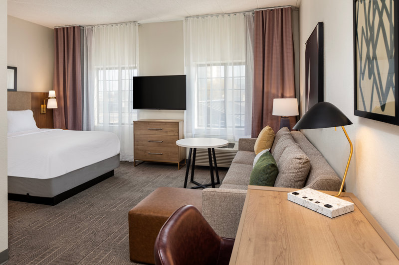 STAYBRIDGE SUITES MAPLE GROVE