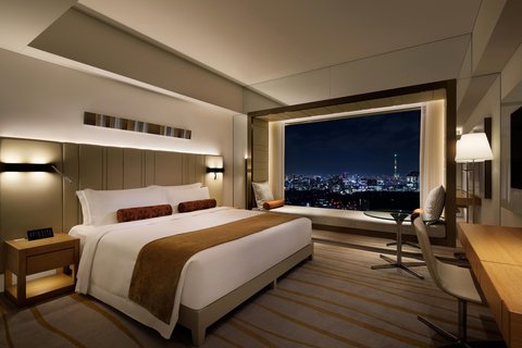 King Deluxe Guest Room
