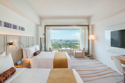 Deluxe Premier Twin Guest Room