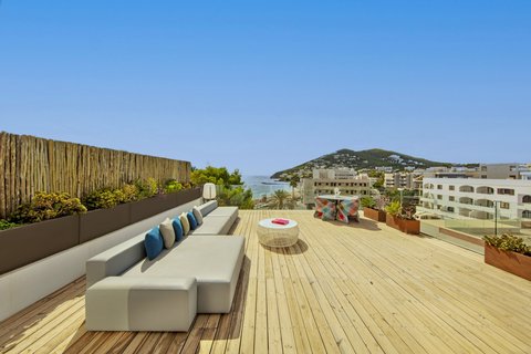 WOW Suite - Private Terrace