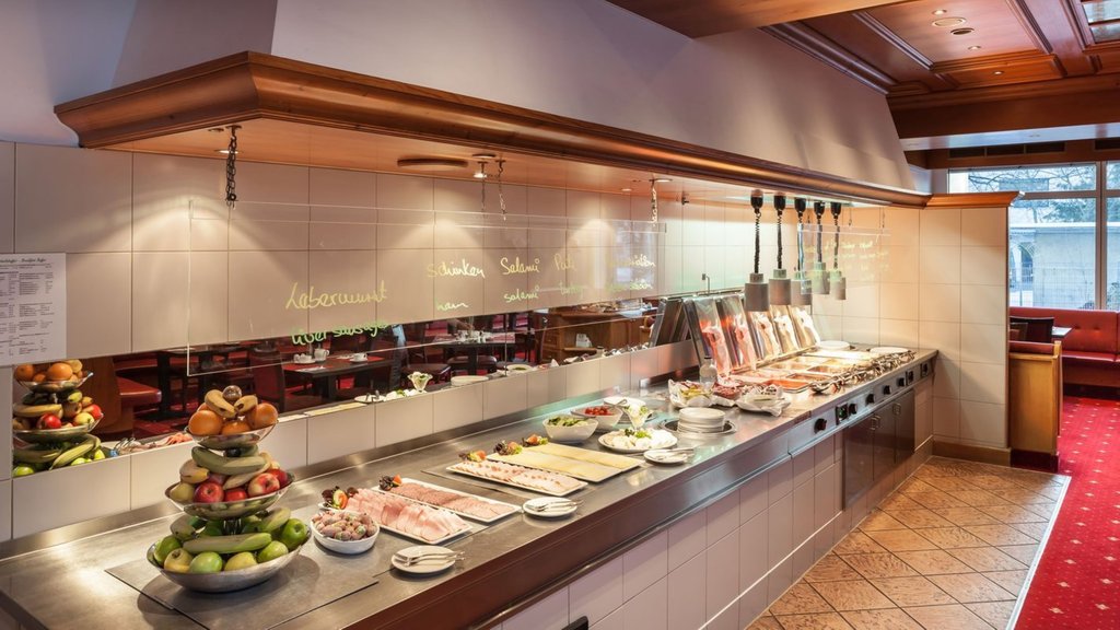 Breakfast at Holiday Inn Munich South