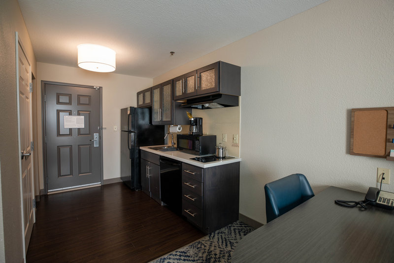 Candlewood Suites St Joseph