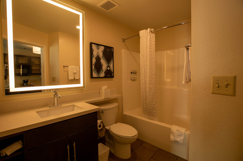 Candlewood Suites St Joseph