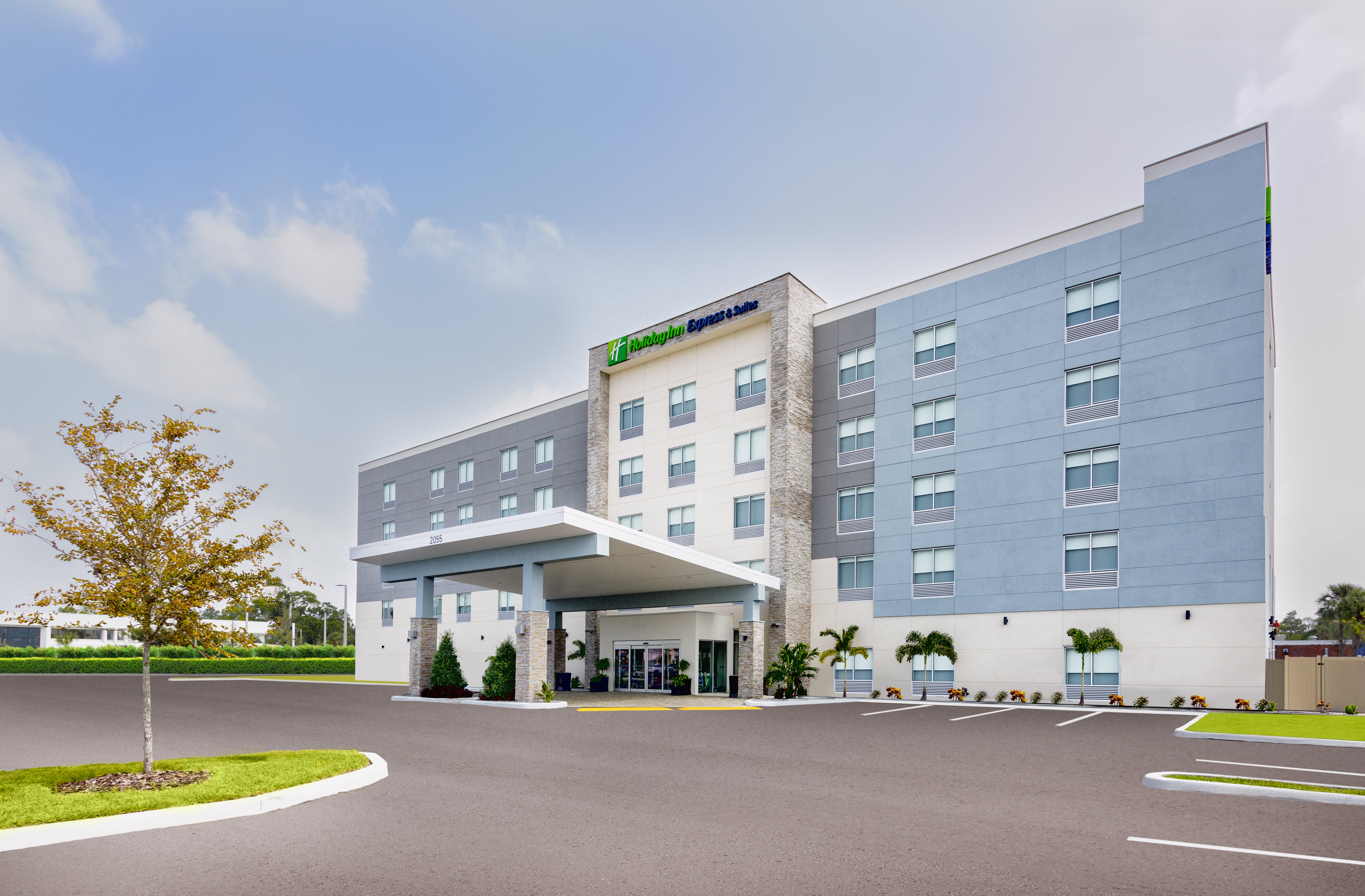 Holiday Inn Express & Suites Tampa