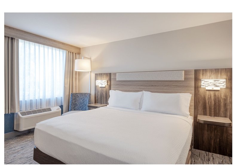 Holiday Inn Express Federal Way – Seattle South