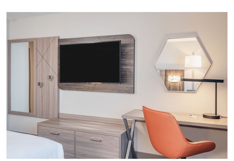 Holiday Inn Express Federal Way – Seattle South