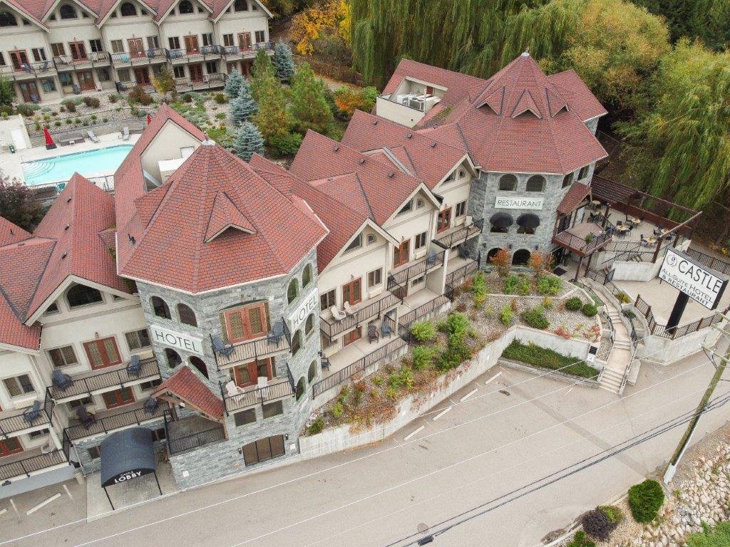The Castle at Swan Lake All Suite Hotel