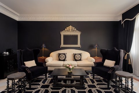 Reales Alcazarez Suite