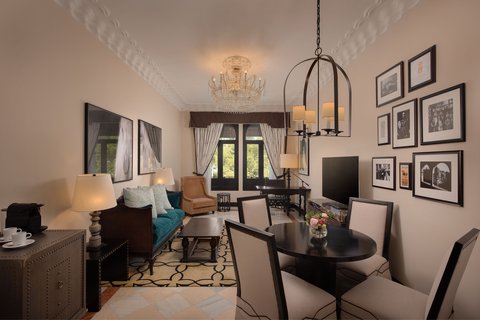 Premium Suite