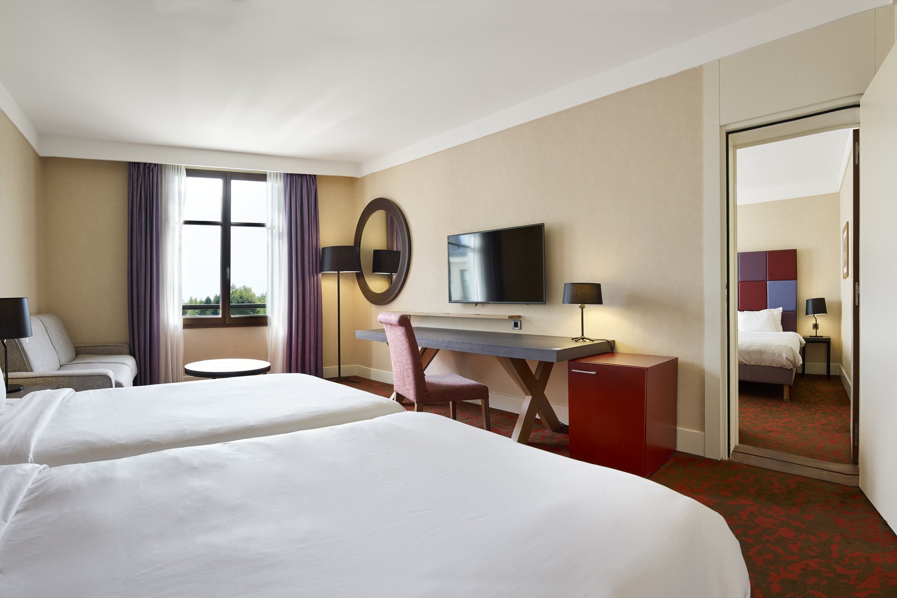HOTEL PARIS MARNE-LA-VALL Room Type - 2 Twin Premium Sofa Bed