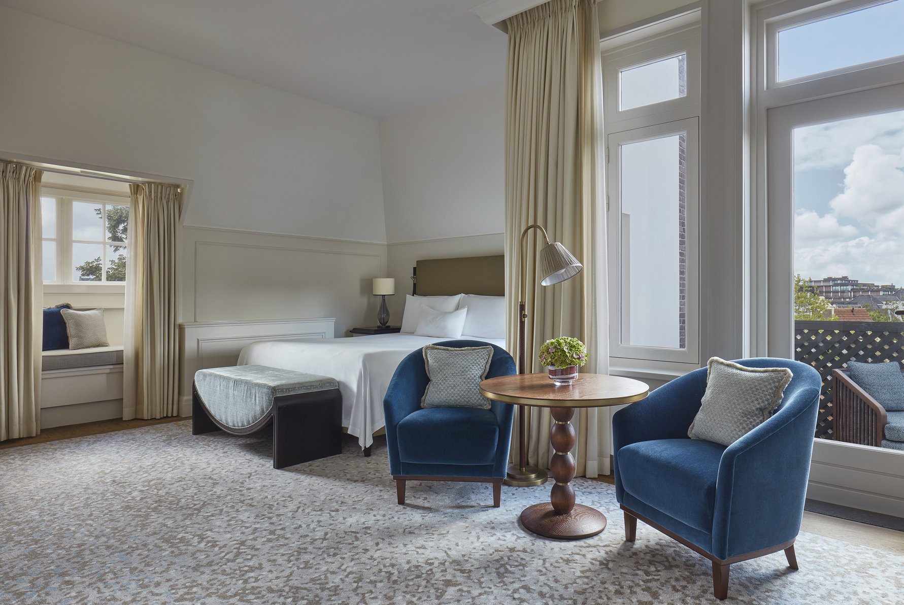 Waldorf Astoria Amsterdam by Hilton Room Type - KING GRAND PREMIER BALCONY