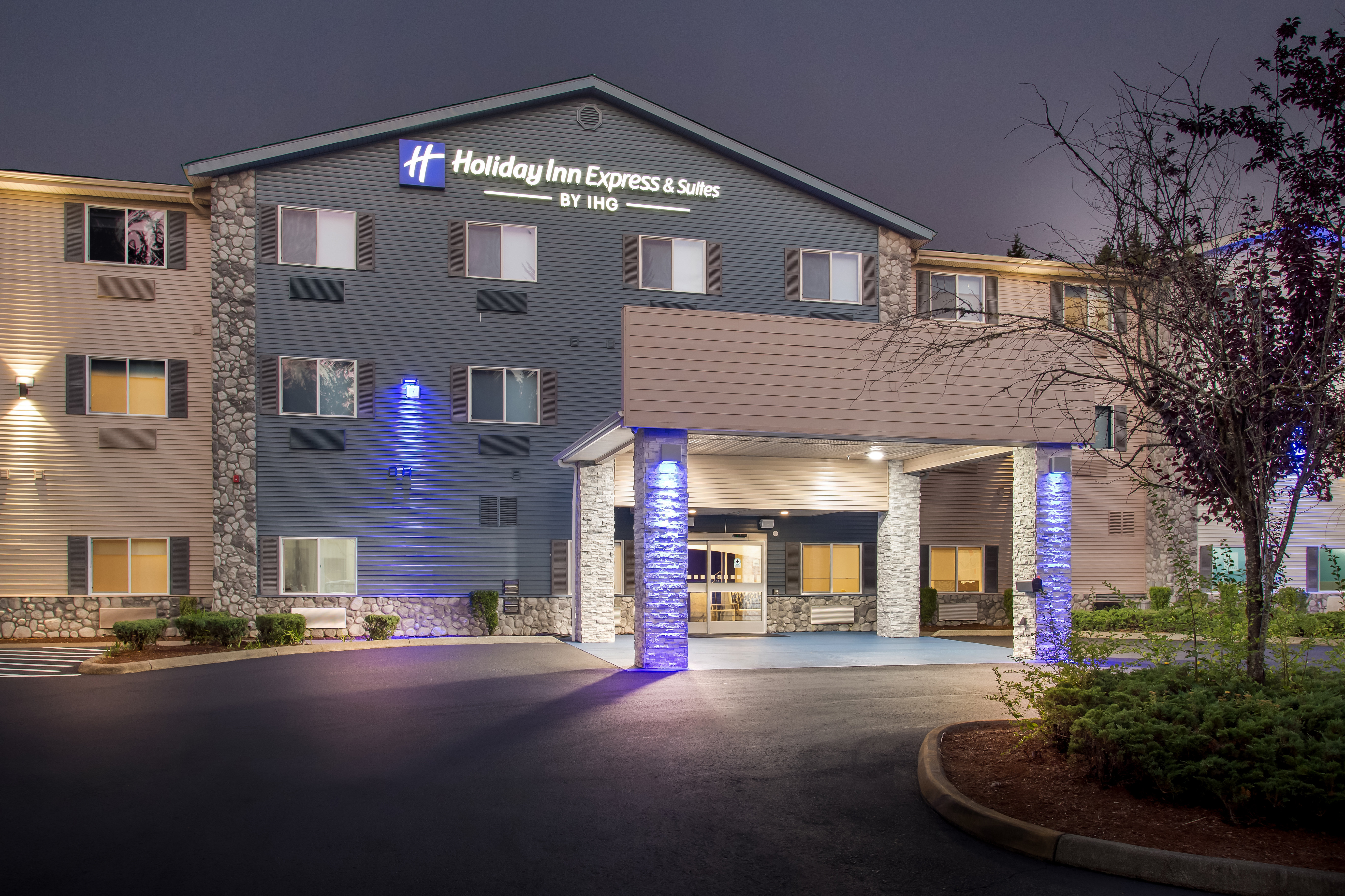 Holiday Inn Express and Suites Tumwater
