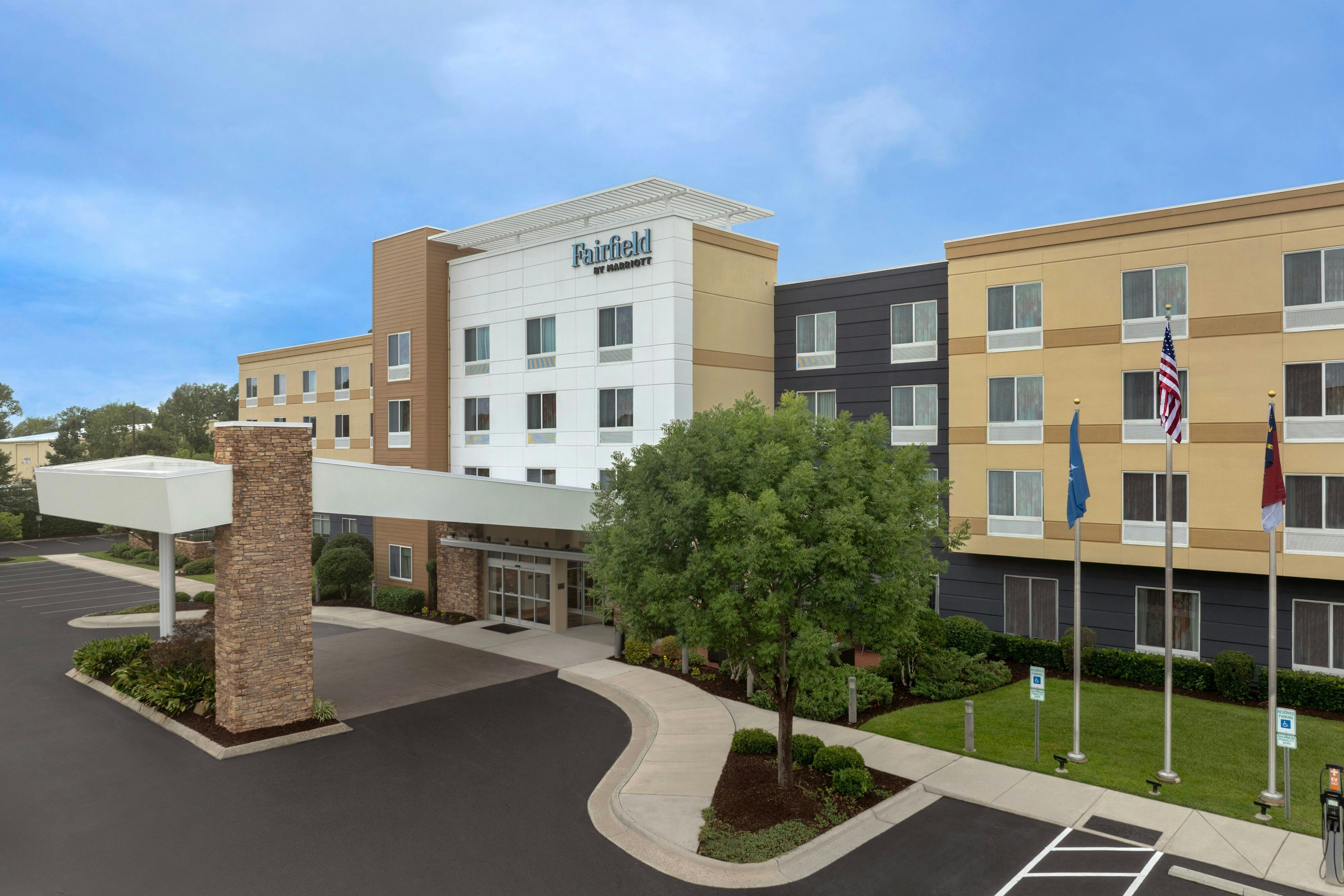 Fairfield Inn/Suites Fayetteville North
