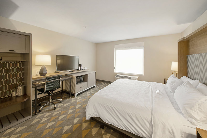 Holiday Inn Hotel and Suites Decatur