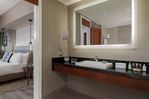 Junior Suite Bathroom