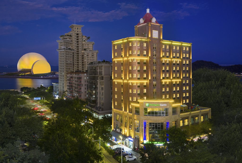 Holiday Inn Express ZHUHAI GRAND THEATER by IHG