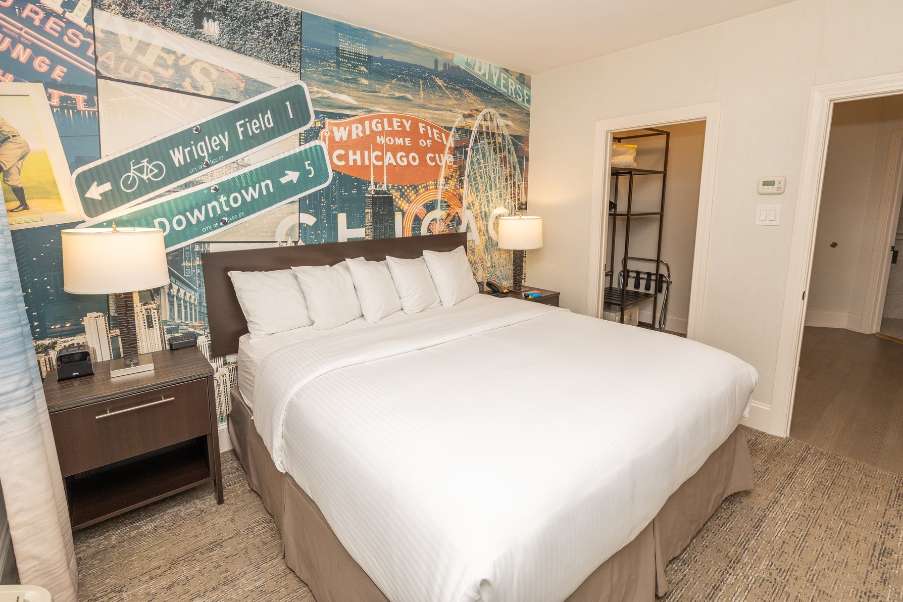 Hotel Versey Chicago Lincoln Park Room Type - 1 KING 1BDRM SUITE W VIEW