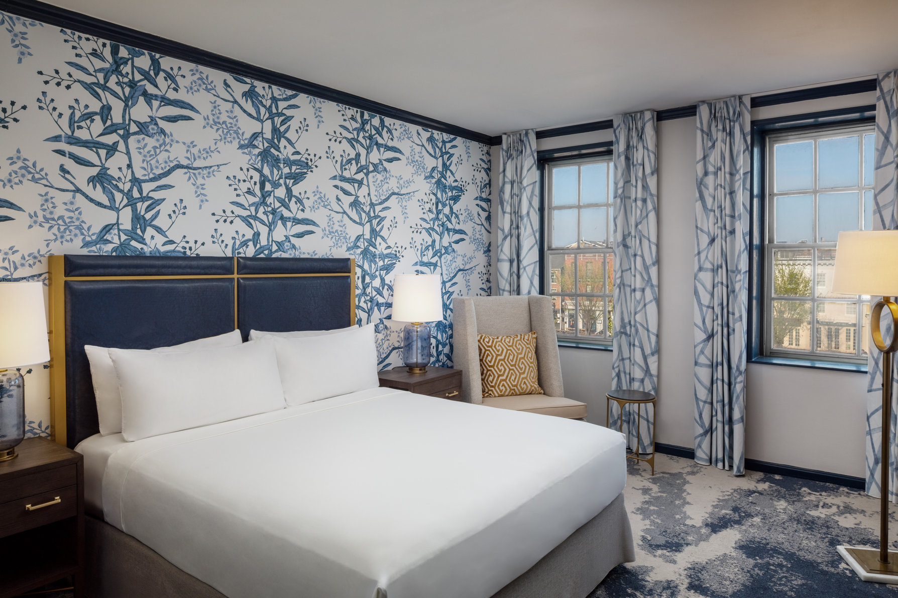 The William Fell Baltimore, Tapestry Collection by Hilton Room Type - 1 KING HEARING ACCESSIBLE