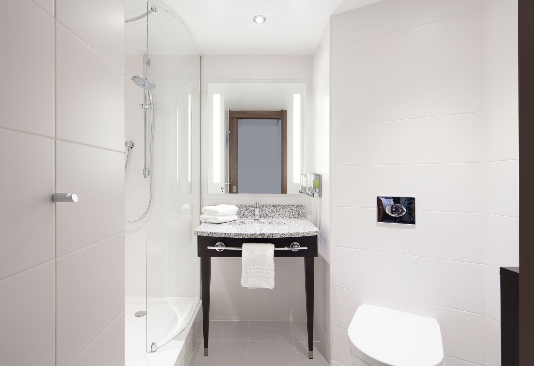 Hampton by Hilton Dundee Room Type - TWO QUEEN BEDS ROOM NS