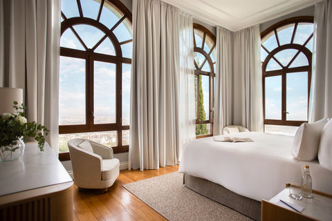 METT Barcelona Hotel Sea View Junior Suite Wide Shot