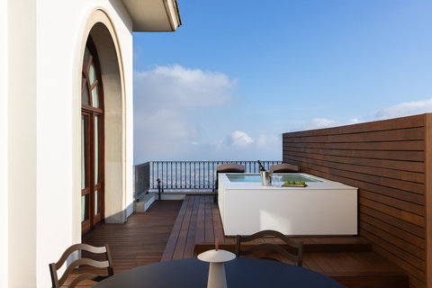 METT Barcelona Hotel METT Suite Terrace Plunge Pool View