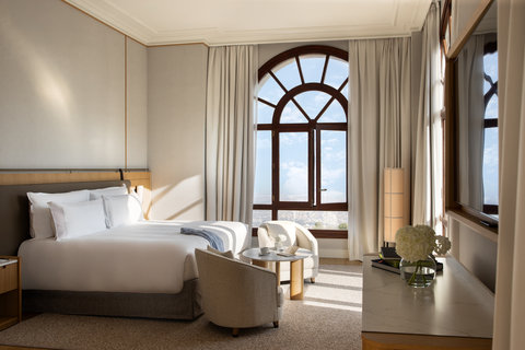 METT Barcelona Hotel METT Suite Bedroom Area And View