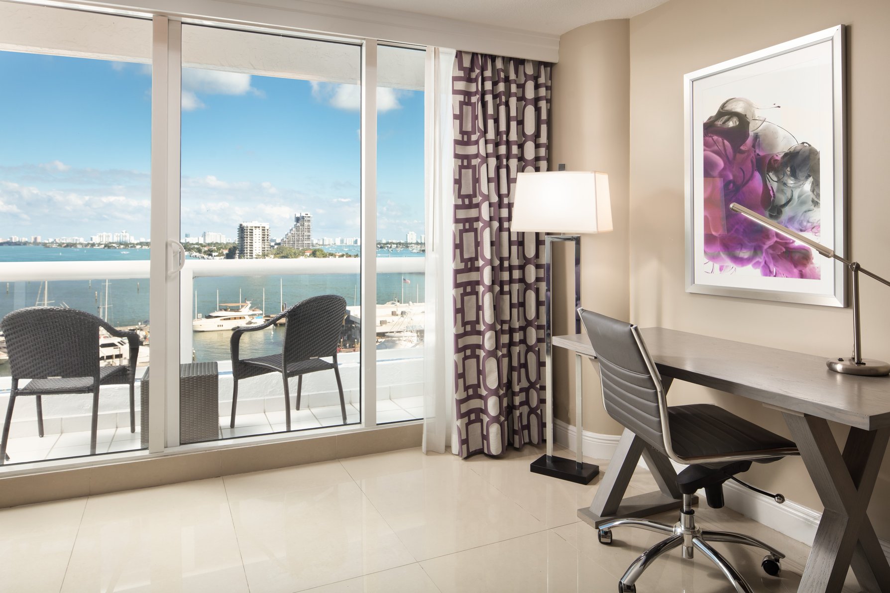 Doubletree Grand Hotel Biscayne Bay Room Type - 1 KING BAYVIEW BALCONY