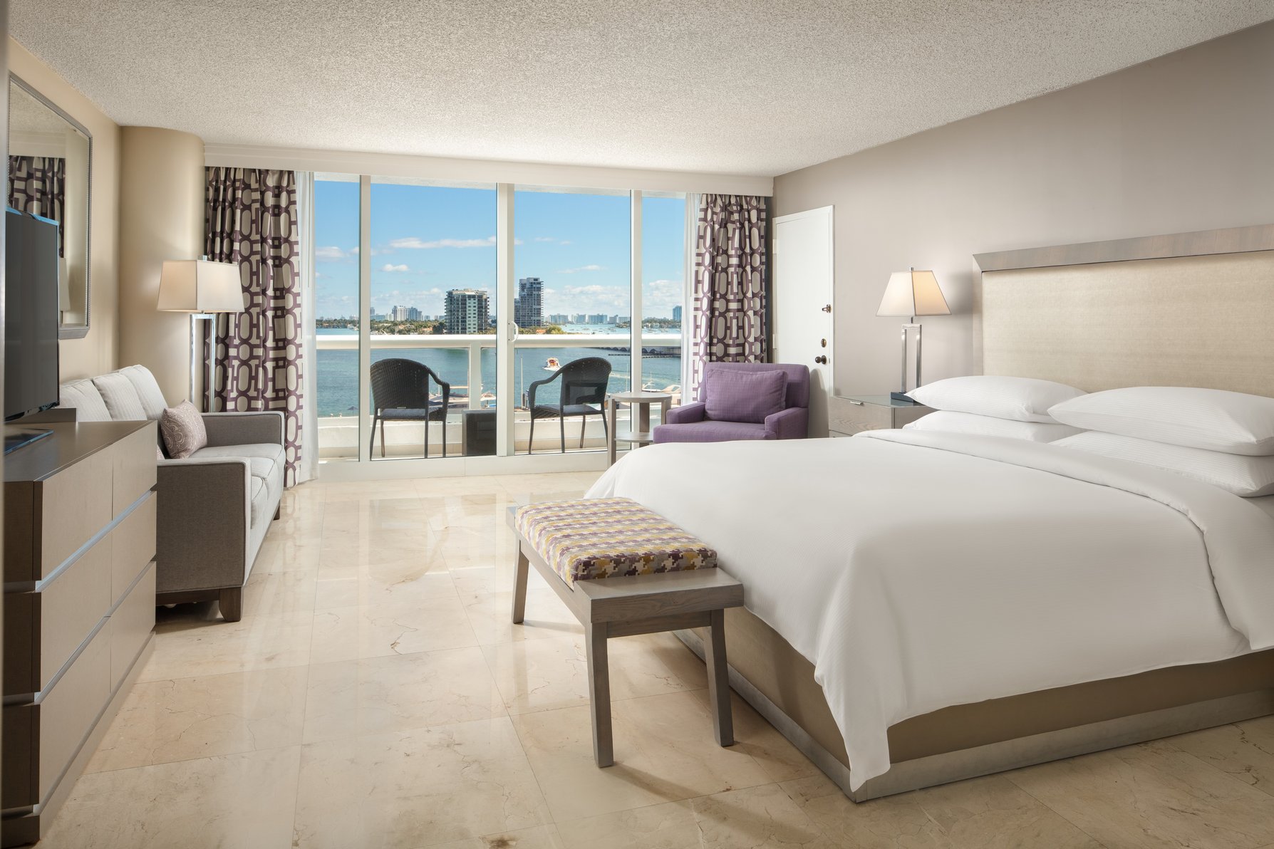 Doubletree Grand Hotel Biscayne Bay Room Type - 1 KING BAYVIEW ACC RI SHWR