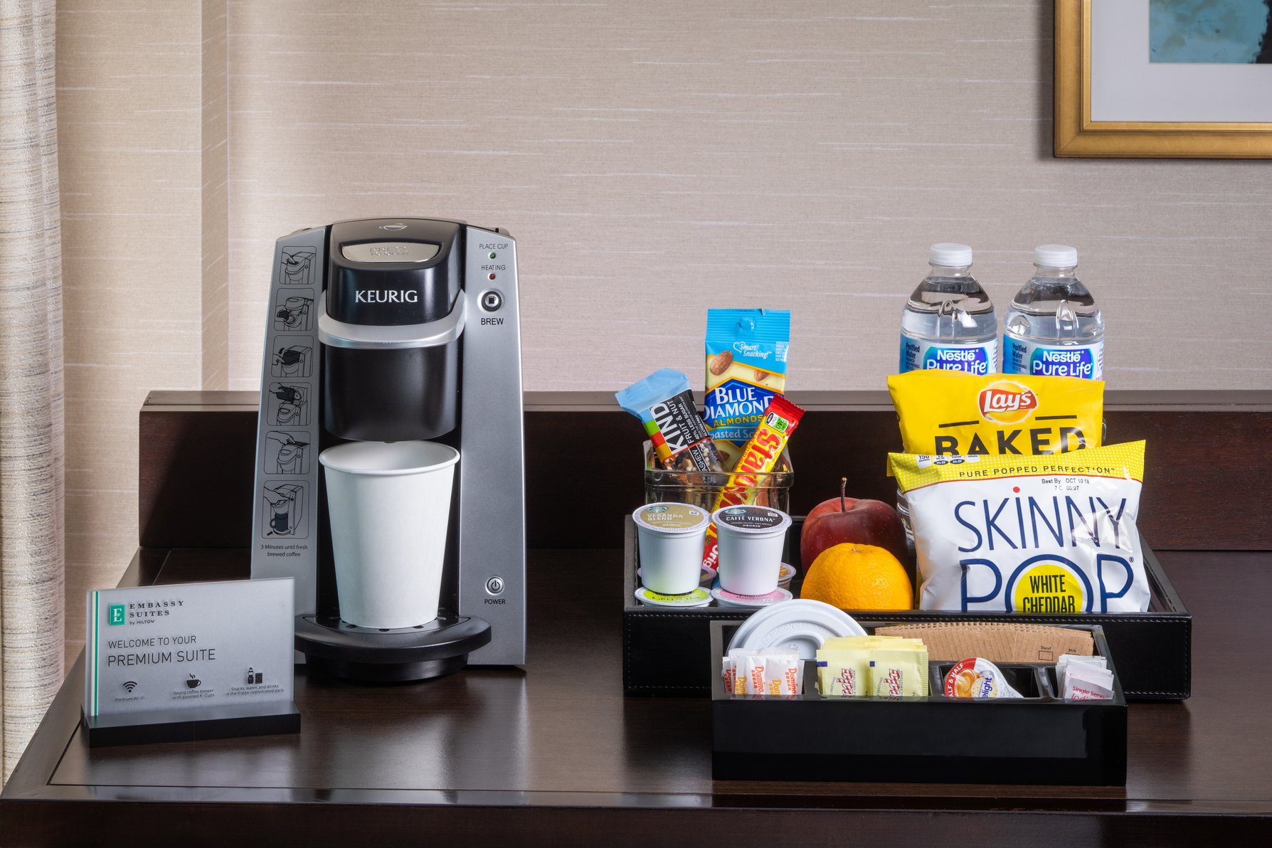 Embassy Suites by Hilton Tysons Corner Room Type - 1 KING PREMIUM SUITE